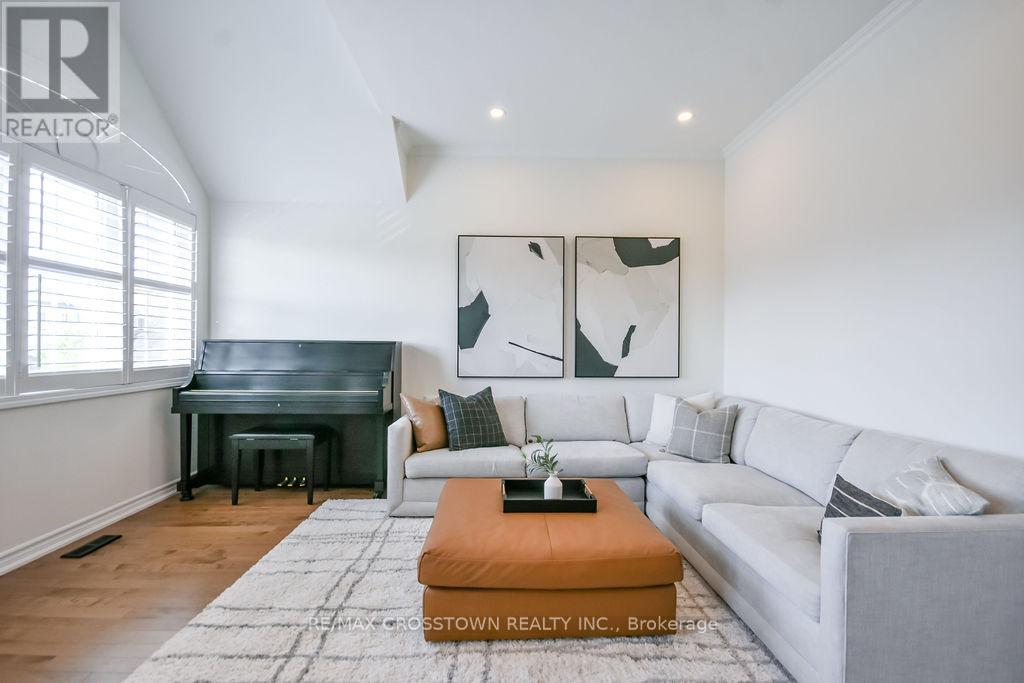 14 FRED SILVESTER ROAD - 21