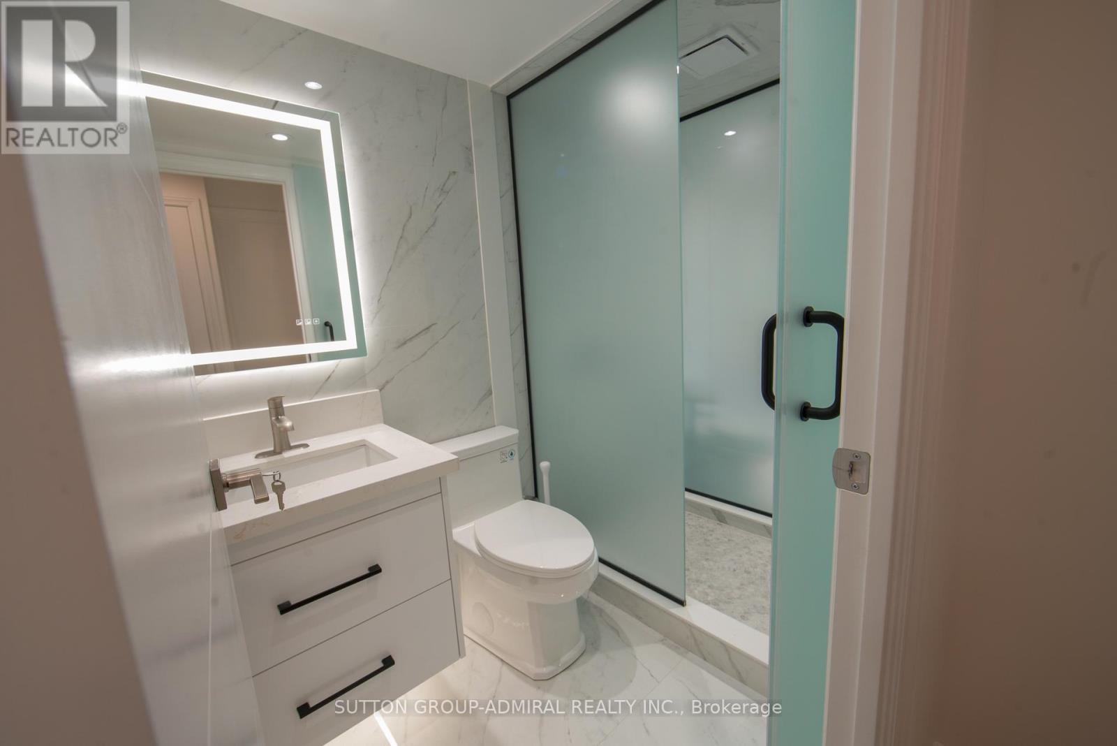 ##606 7420 BATHURST STREET - 20