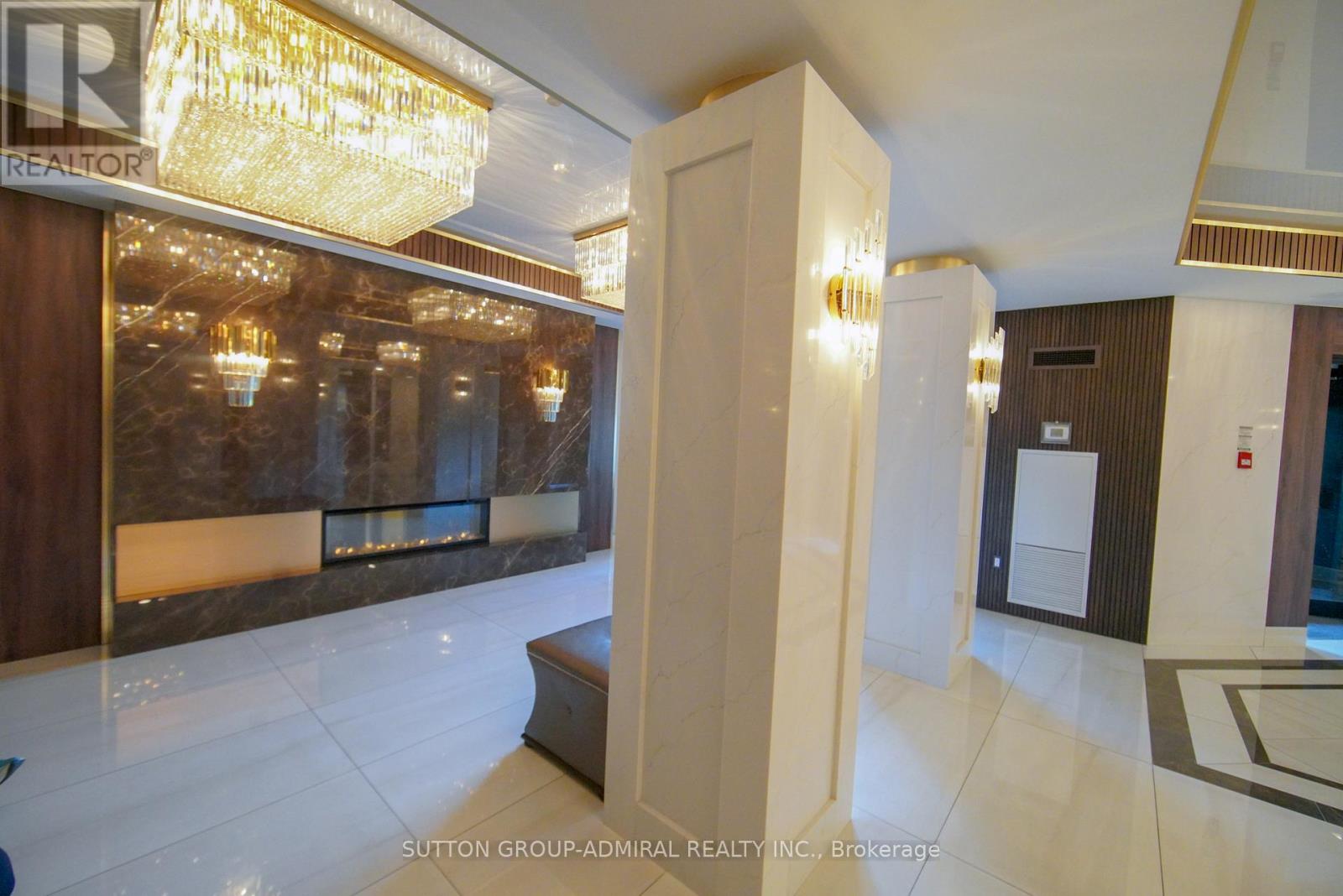 ##606 7420 BATHURST STREET - 29