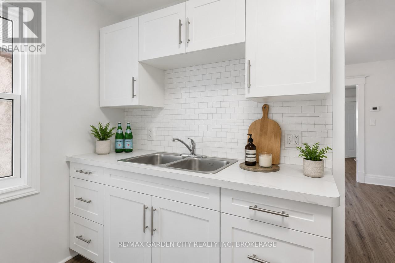 106 CARLTON STREET - Image 11