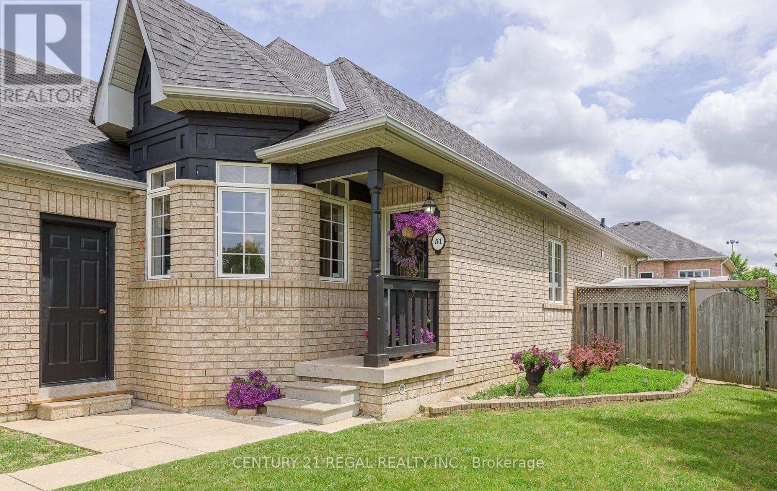 51 ROYAL VALLEY DRIVE - 3