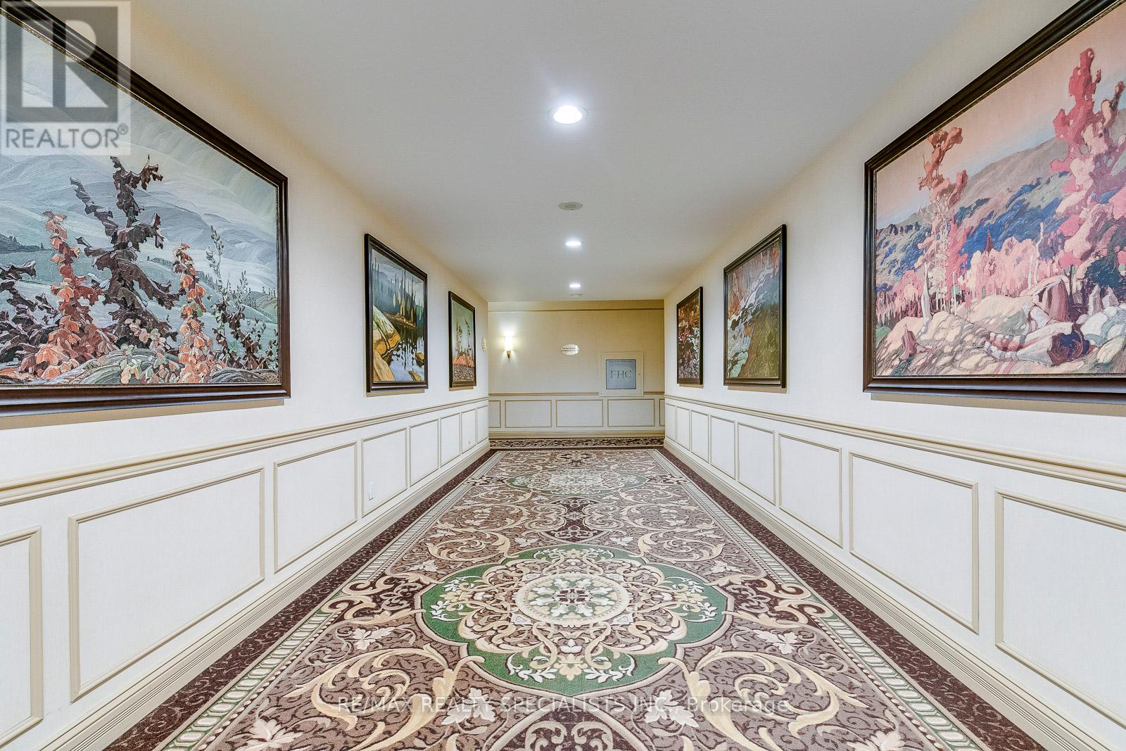 #519 25 KINGSBRIDGE GARDEN CIRCLE W - 9