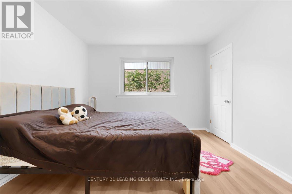 201 MCMURCHY AVENUE S - 14