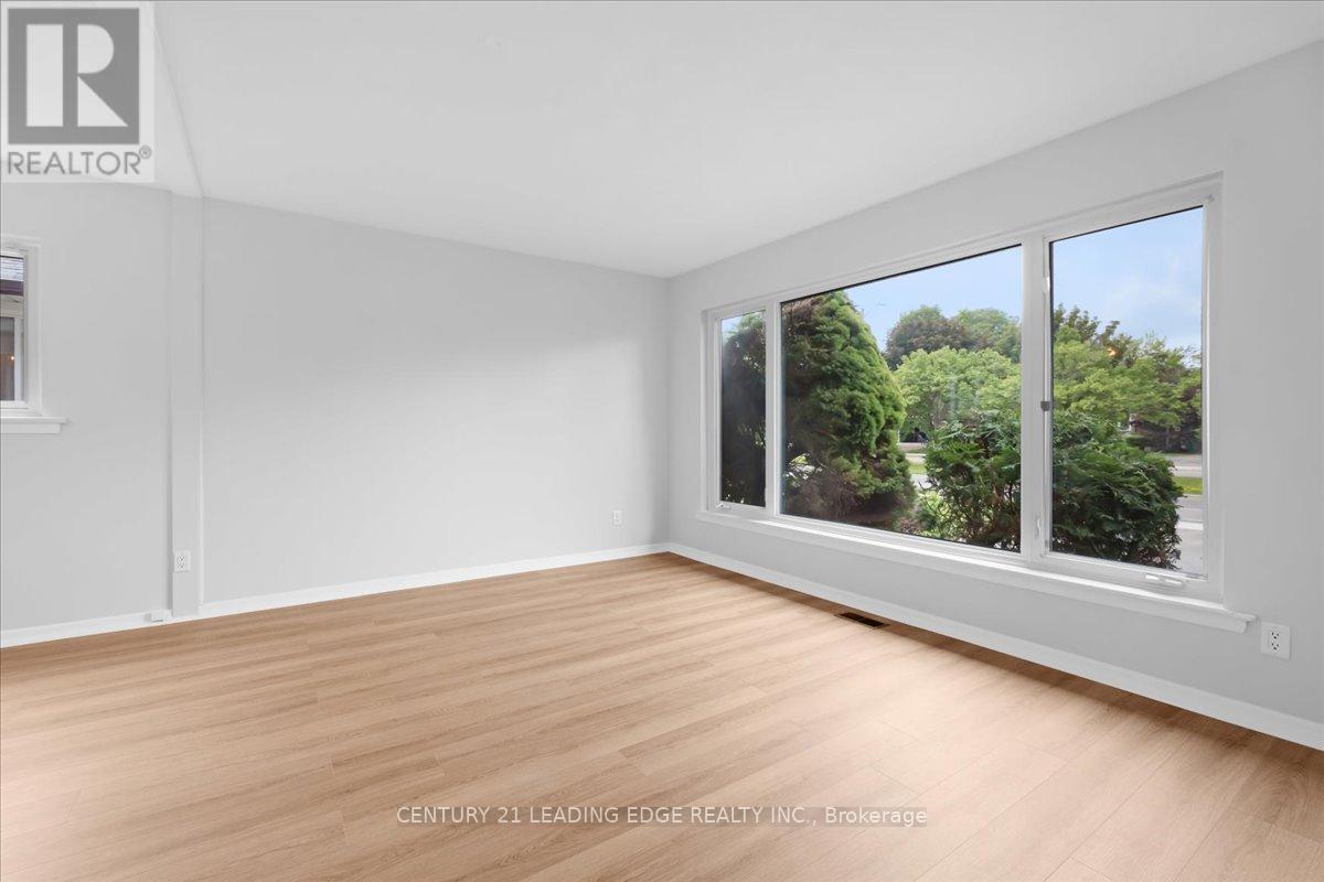 201 MCMURCHY AVENUE S - 6