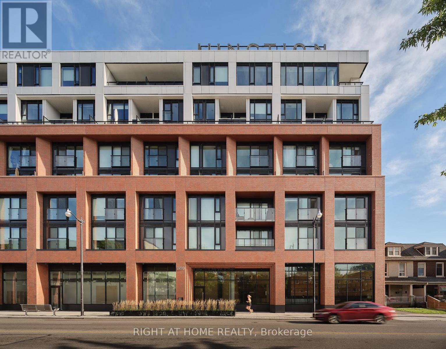 #604 2720 DUNDAS STREET W - 24