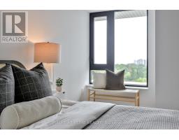 604 - 2720 Dundas Street W, Toronto, ON M6P0C3 Photo 16