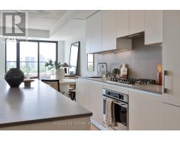 604 - 2720 Dundas Street W, Toronto, ON M6P0C3 Photo 6
