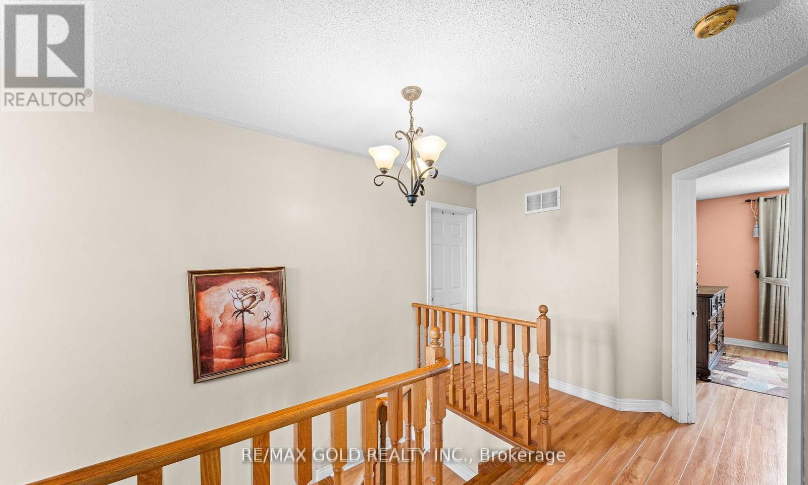 17 CALDERSTONE ROAD - 22