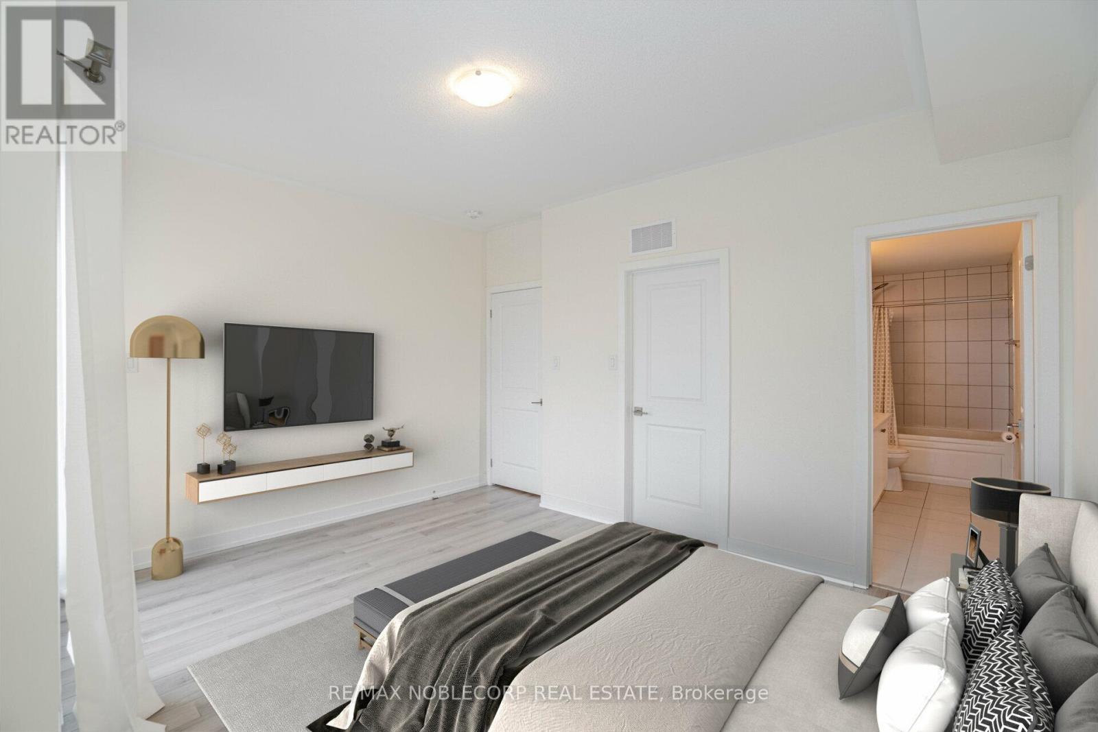 #22 39 JOHN PERKINS BULL DRIVE - 18