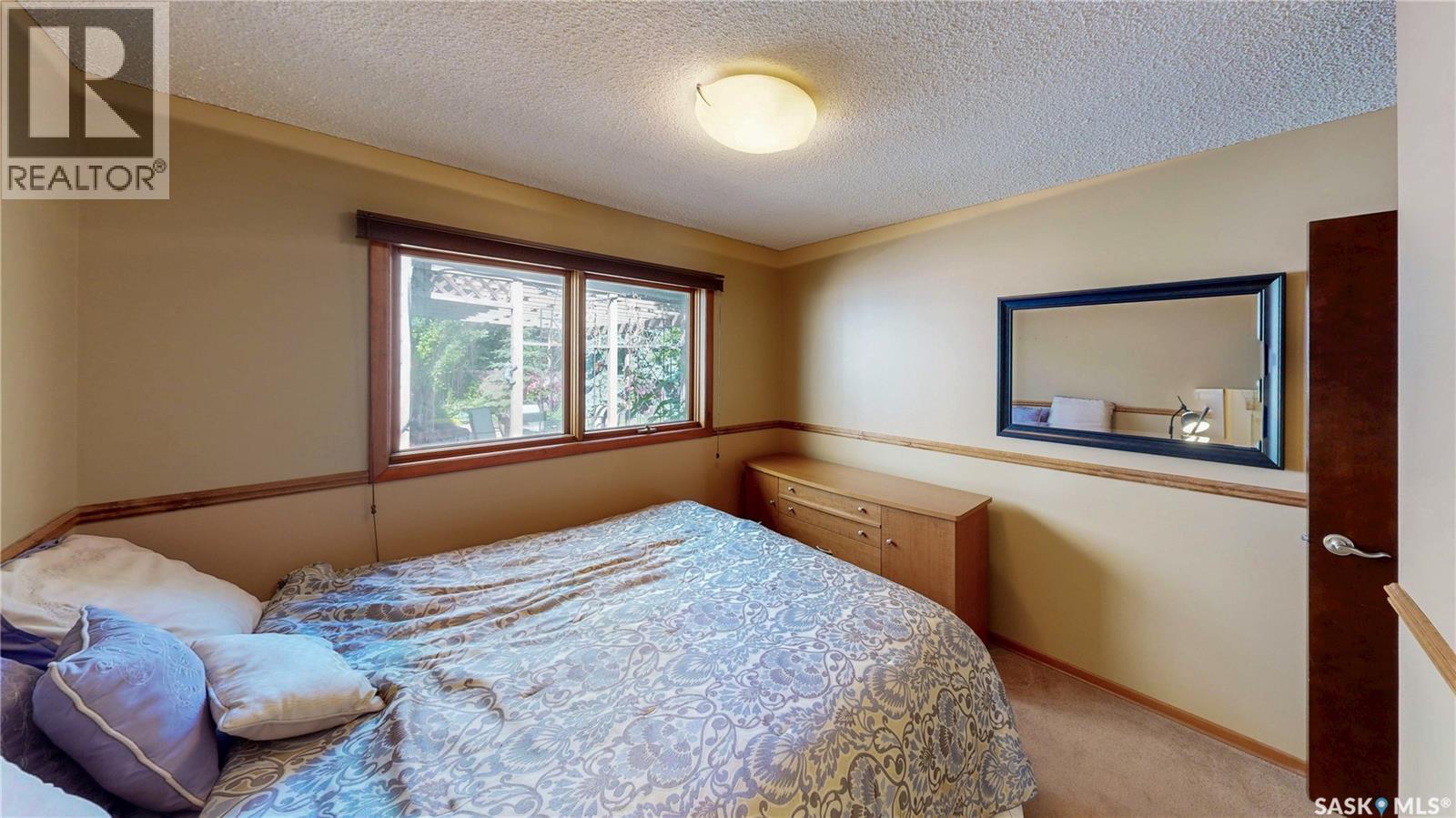 110 GROOME AVENUE — photo 27
