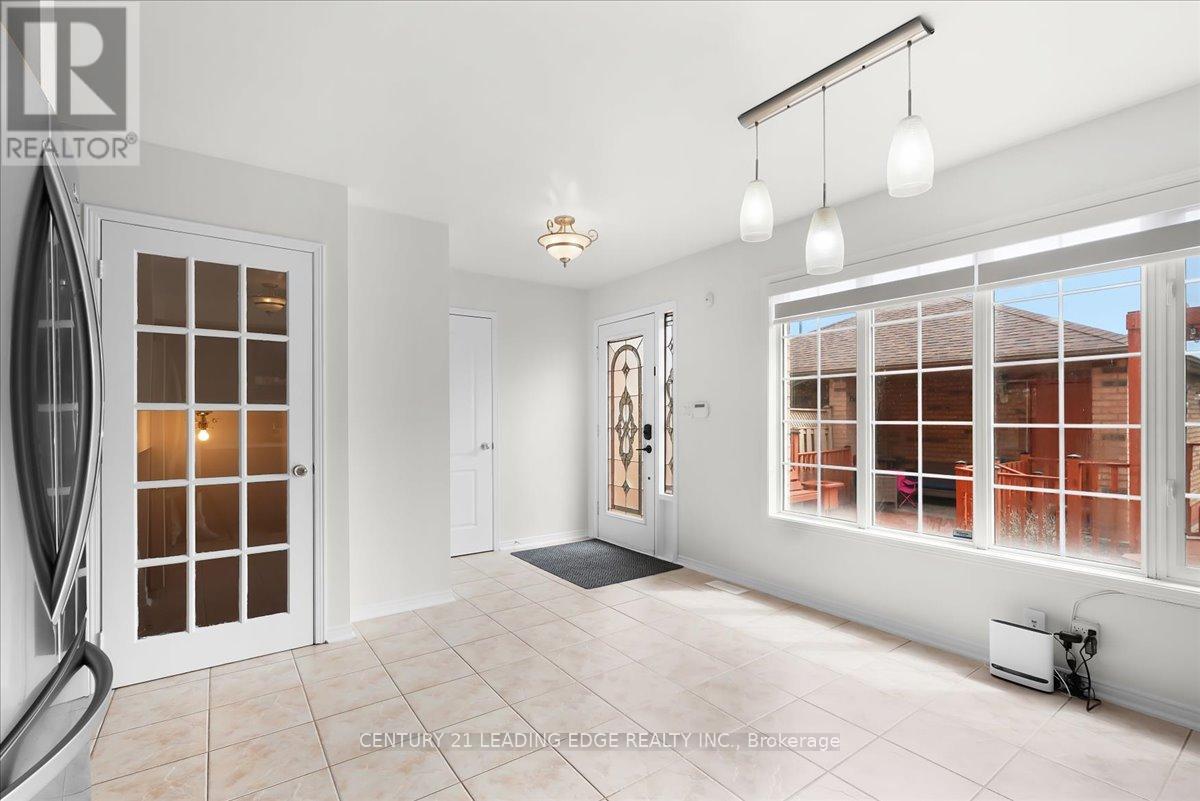 46 GEORGINA GATE - 9