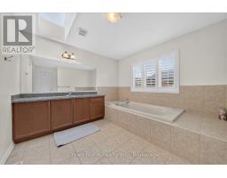 2 Mccarrick Street, Ajax, ON L1T0J2 Photo 24