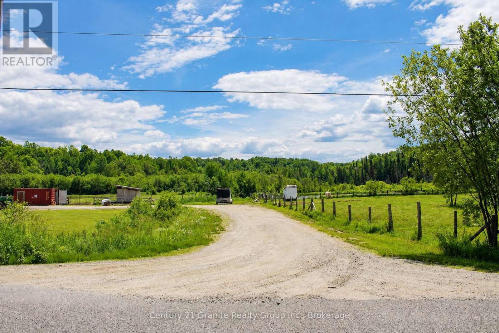 704 LAKEVIEW ROAD - 28