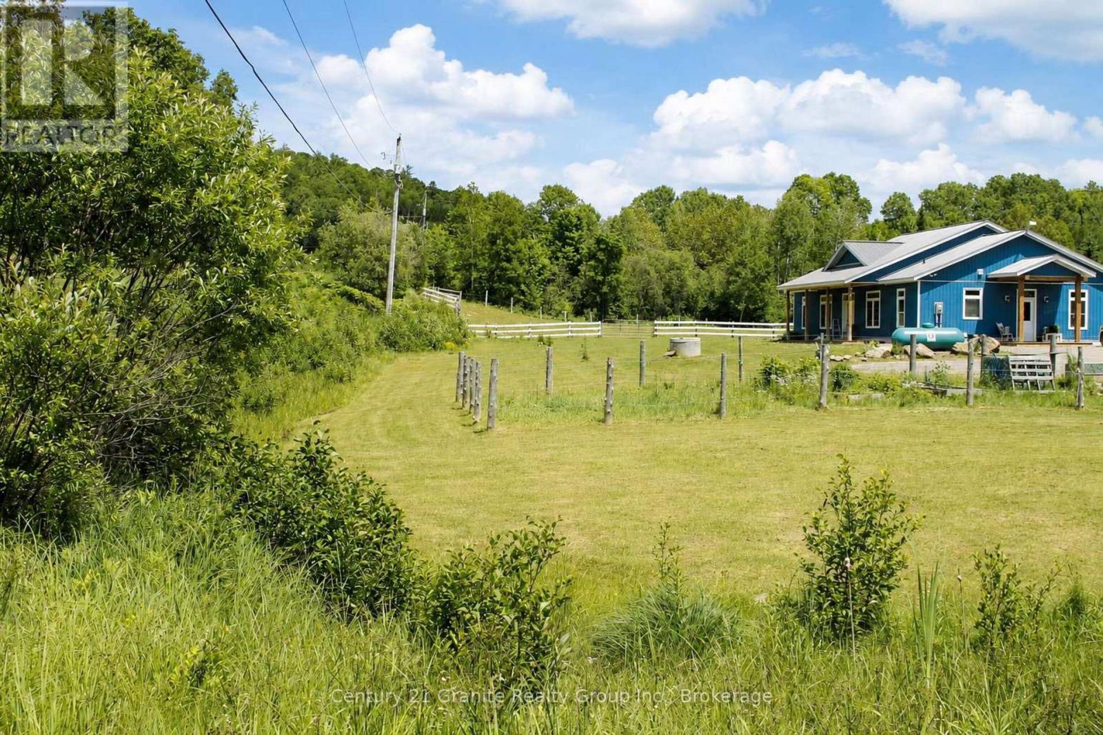 704 LAKEVIEW ROAD - 27