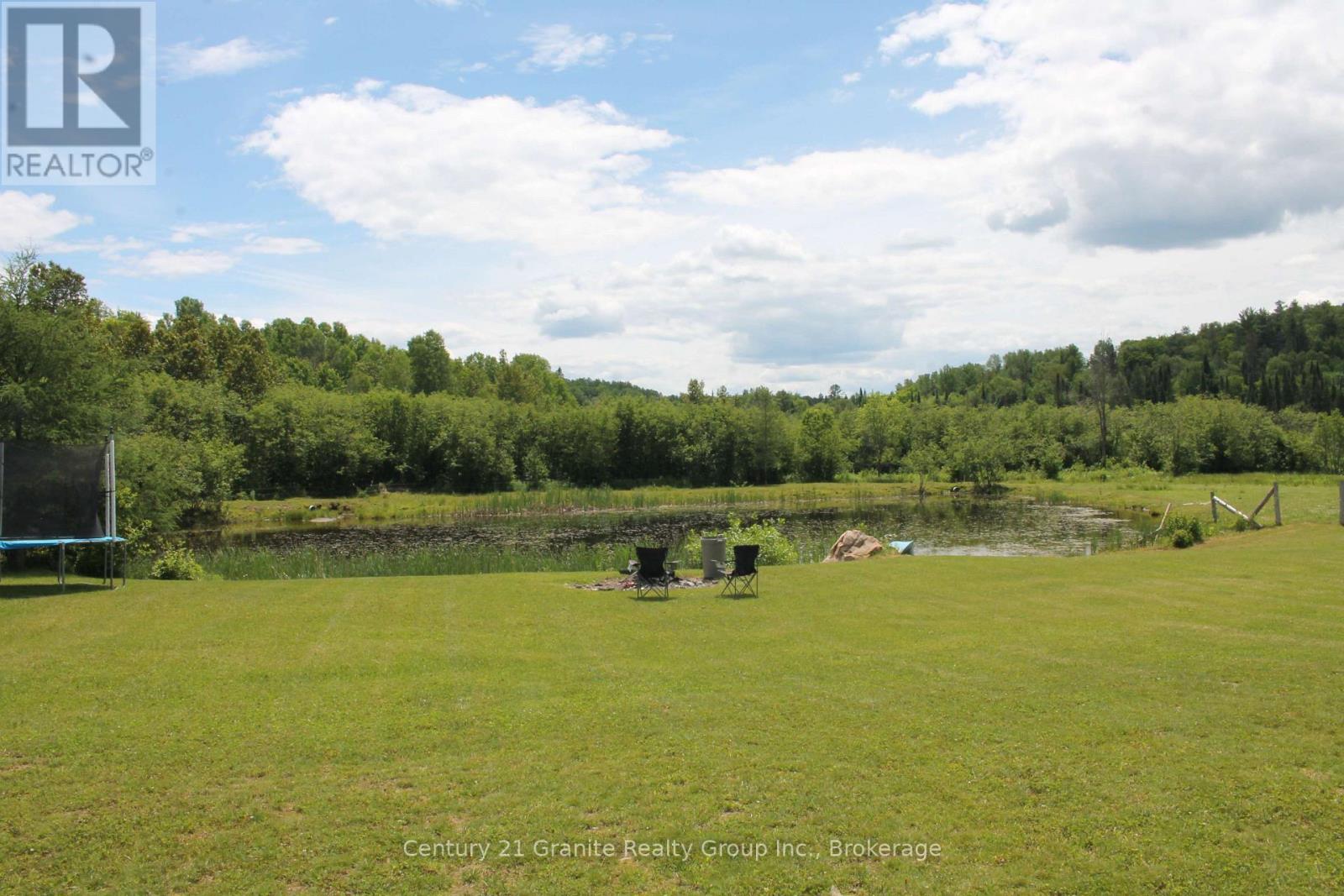 704 LAKEVIEW ROAD - 33