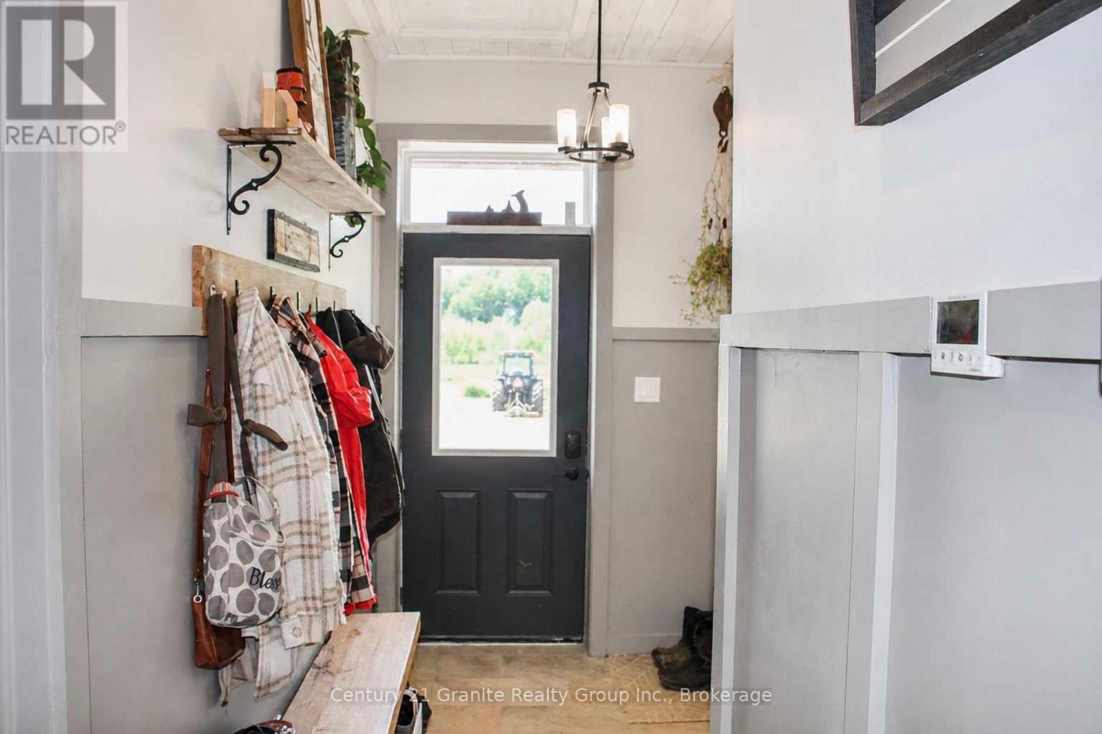 704 LAKEVIEW ROAD - 4