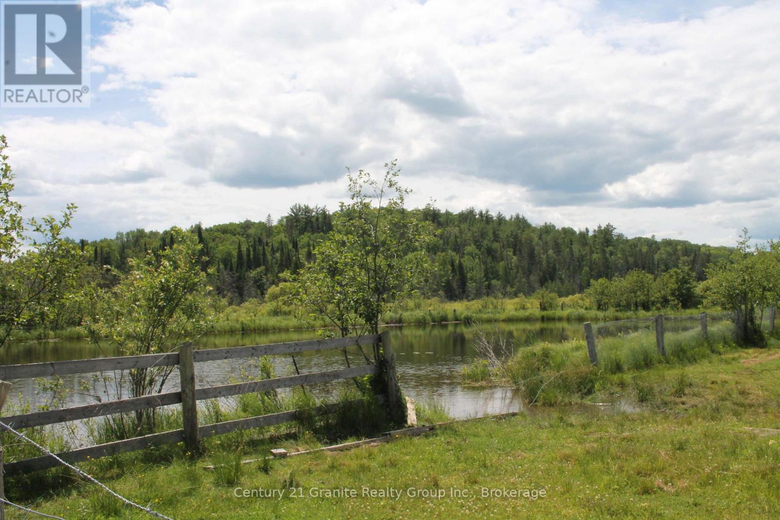 704 LAKEVIEW ROAD - 36