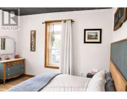 Primary Bedroom - 704 Lakeview Road, Bancroft, ON K0L1C0 Photo 6