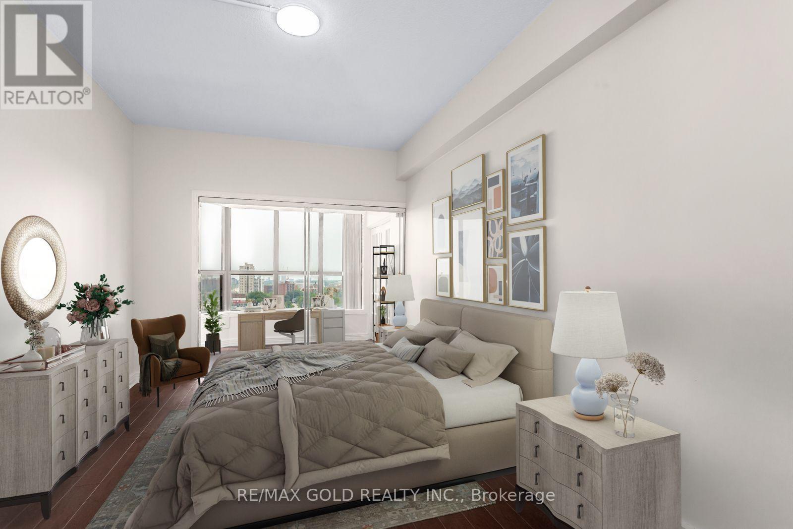 #CY-02 25 AGNES STREET - 30