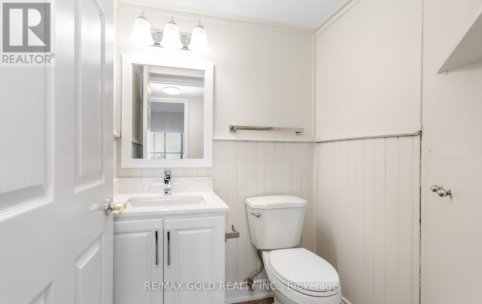 #CY-02 25 AGNES STREET - 24