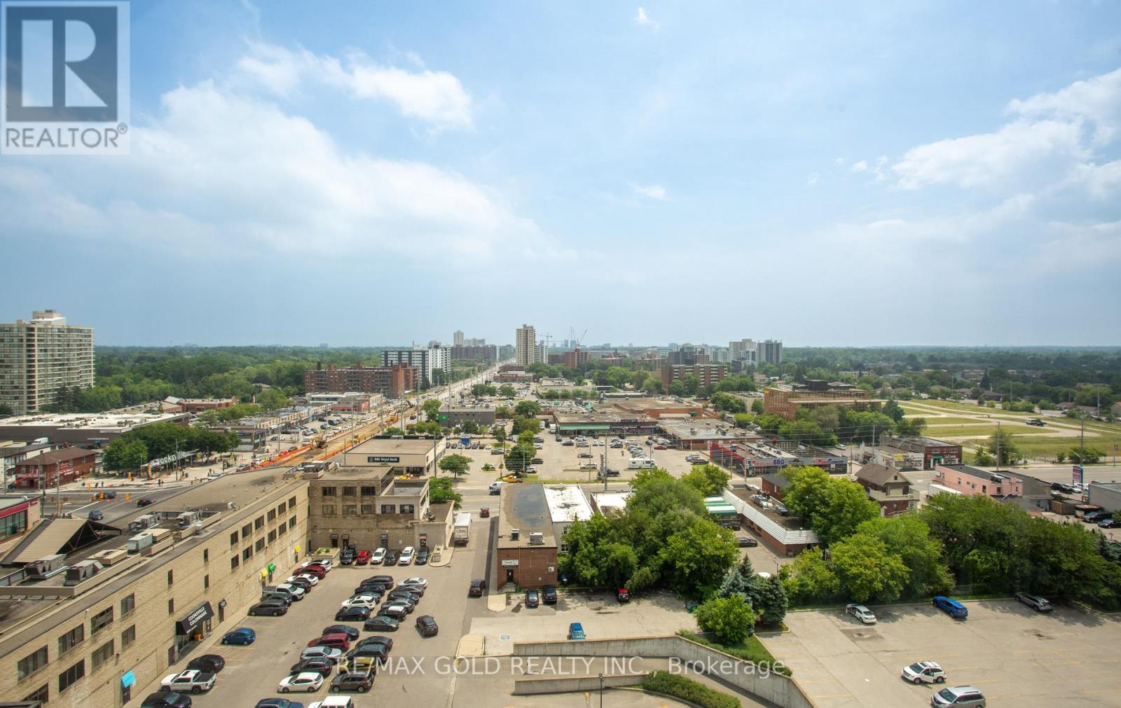 #CY-02 25 AGNES STREET - 40