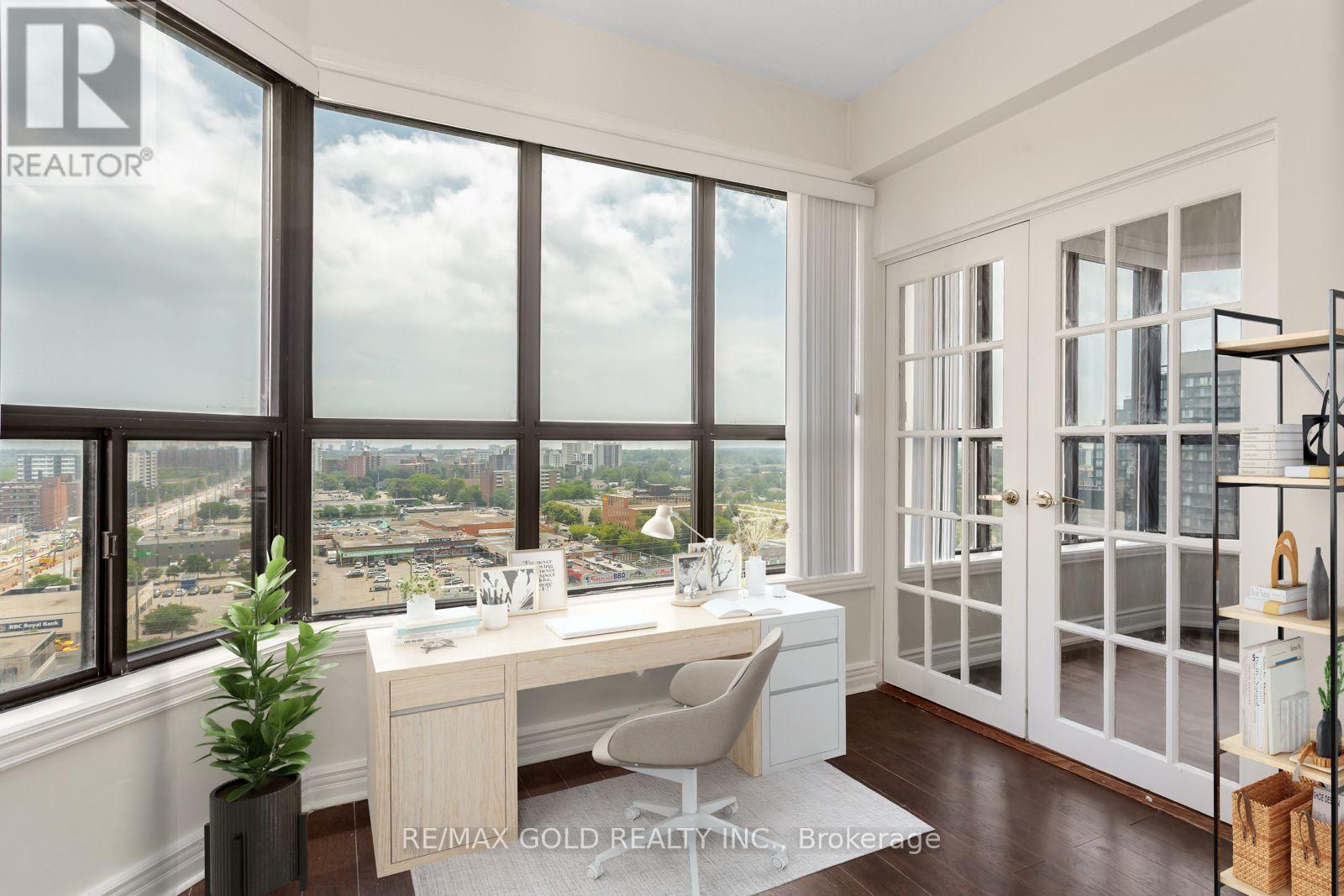 #CY-02 25 AGNES STREET - 27