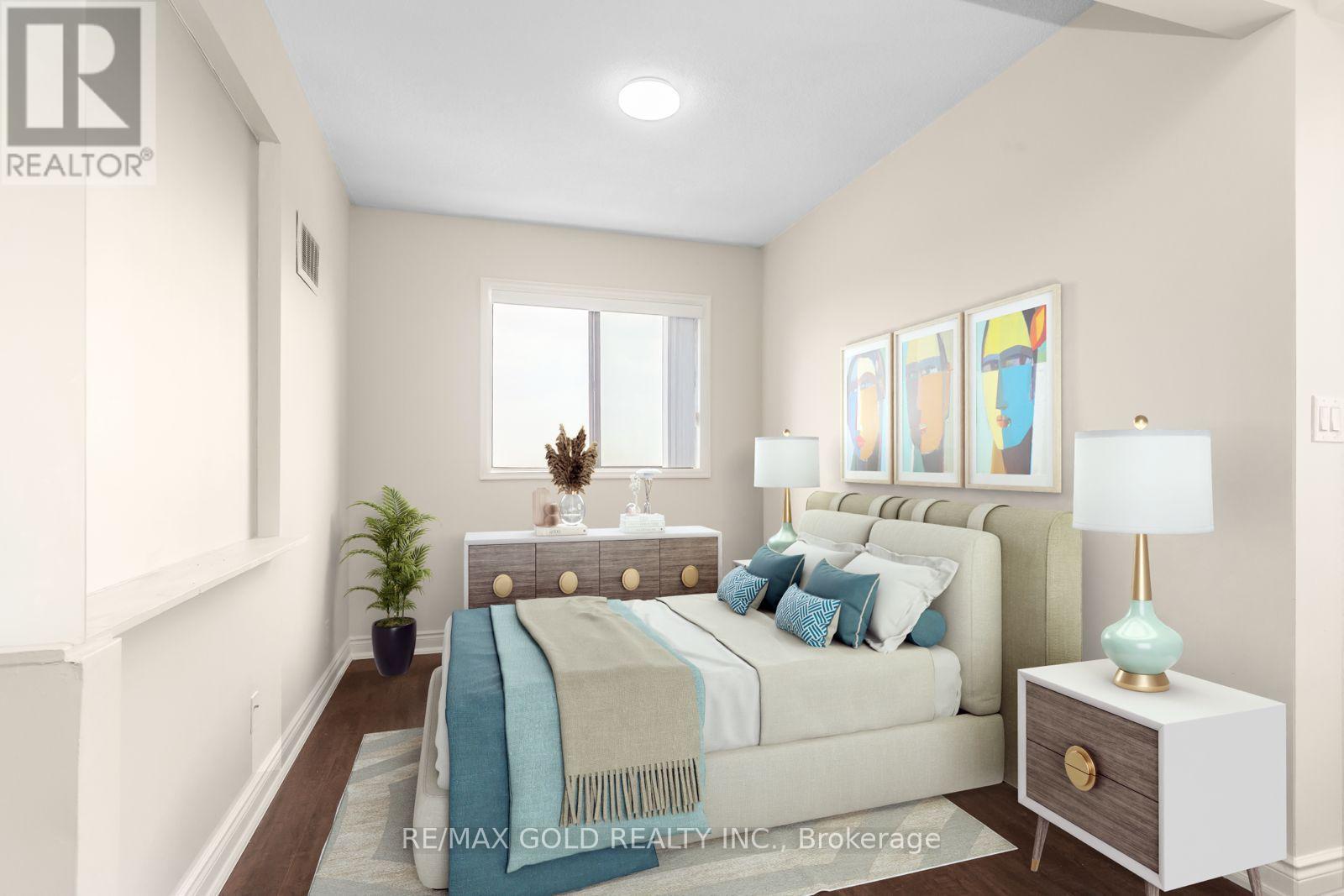 #CY-02 25 AGNES STREET - 19