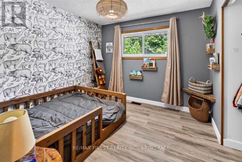 7055 BATTERSEA ROAD - 16
