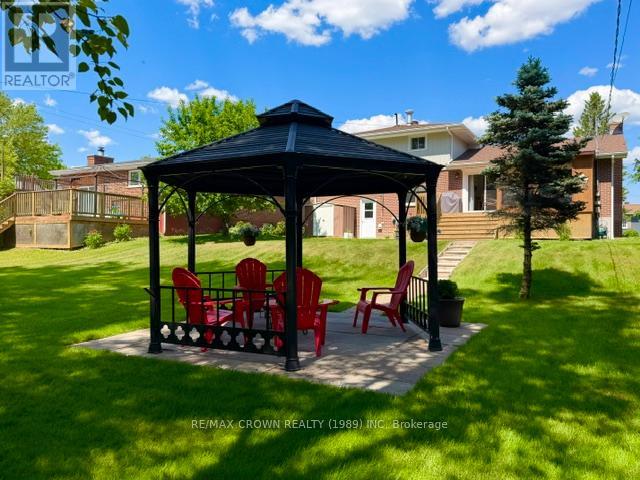 16 KIMBERLY DRIVE - 15