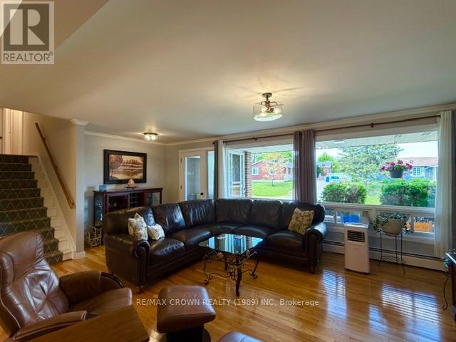 16 KIMBERLY DRIVE - 27