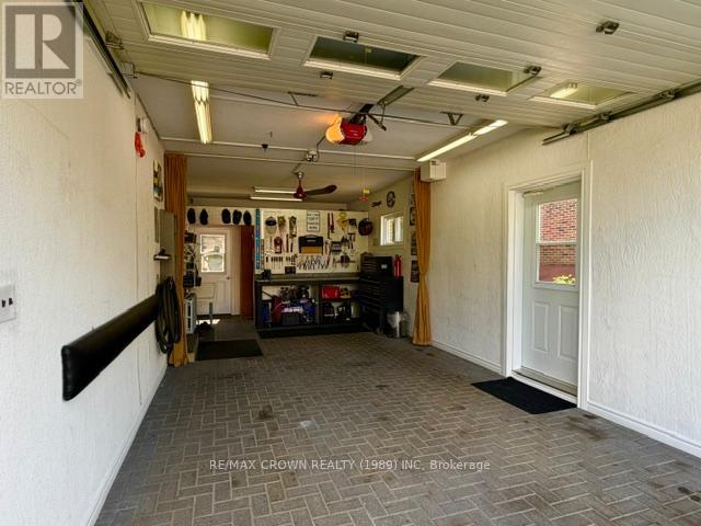 16 KIMBERLY DRIVE - 5