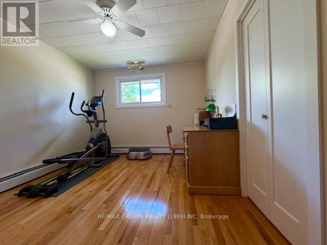 16 KIMBERLY DRIVE - 35
