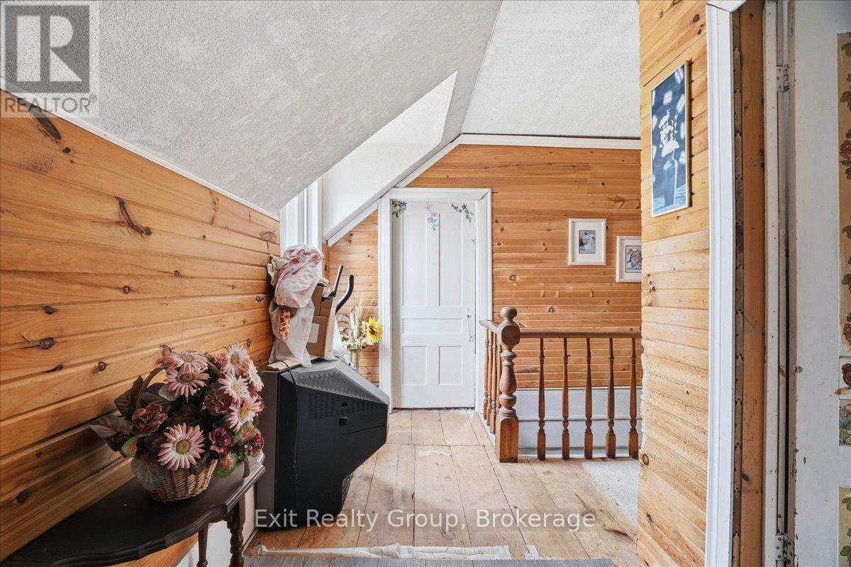 11 CONSECON MAIN STREET - 18