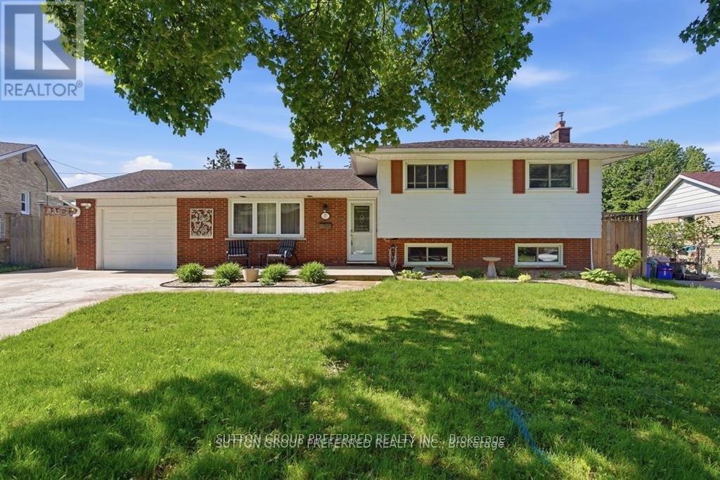 27 STORMONT DRIVE - 1