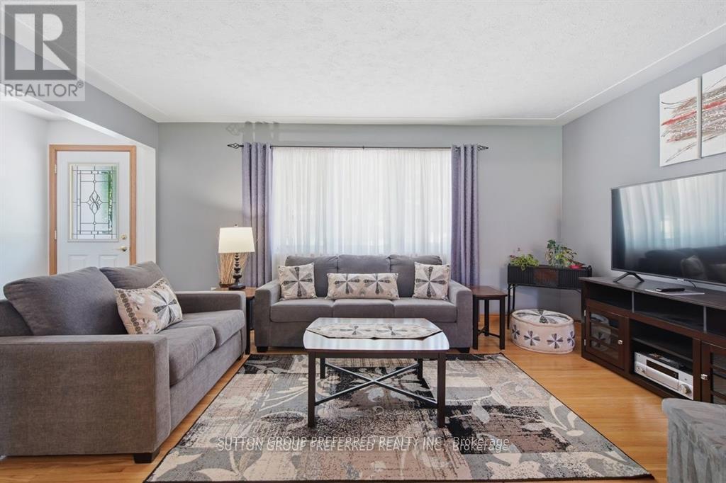 27 STORMONT DRIVE - 10