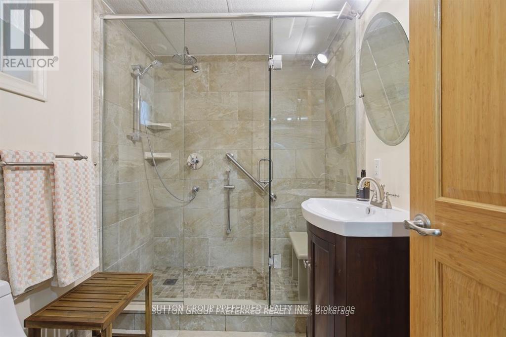 27 STORMONT DRIVE - 32