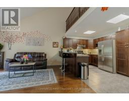 Foyer - 24 - 464 Commissioners Road W, London South, ON N6J0A2 Photo 7