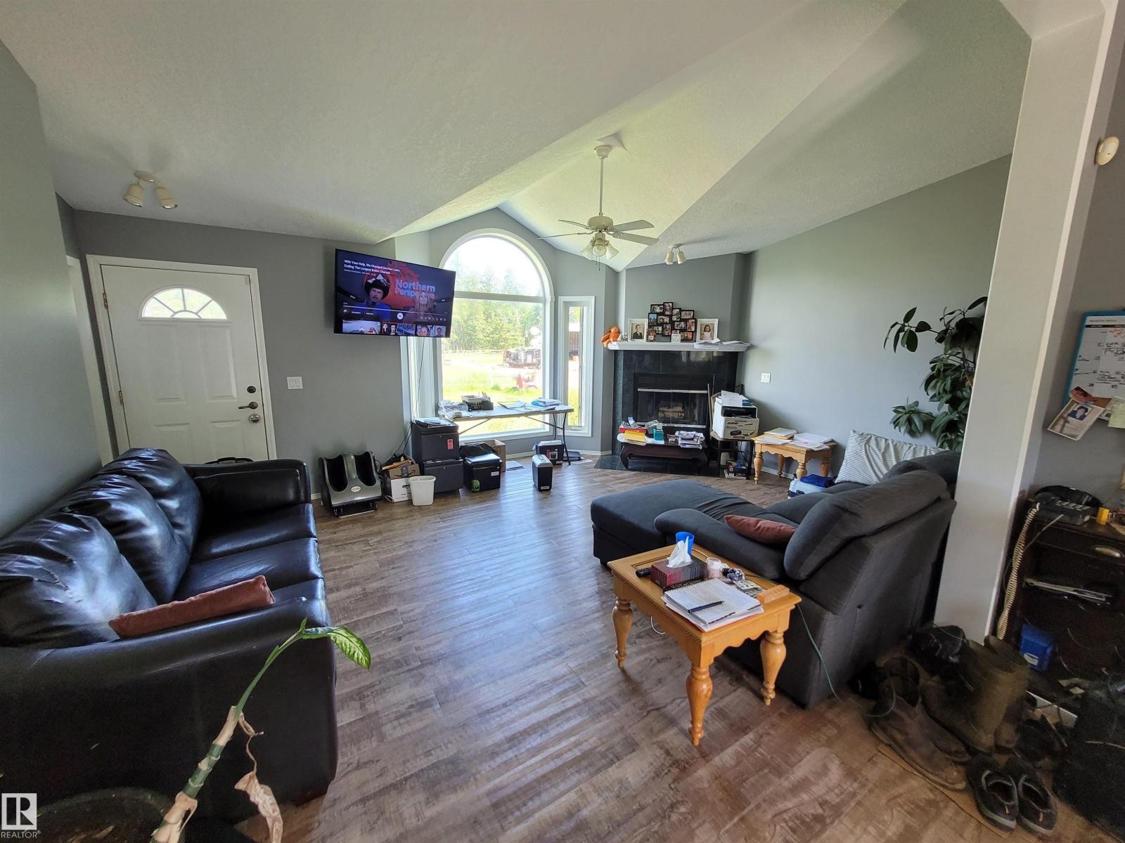674036 RGE ROAD 193 - 12