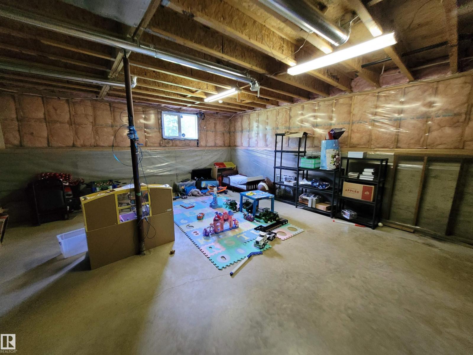 674036 RGE ROAD 193 - 22