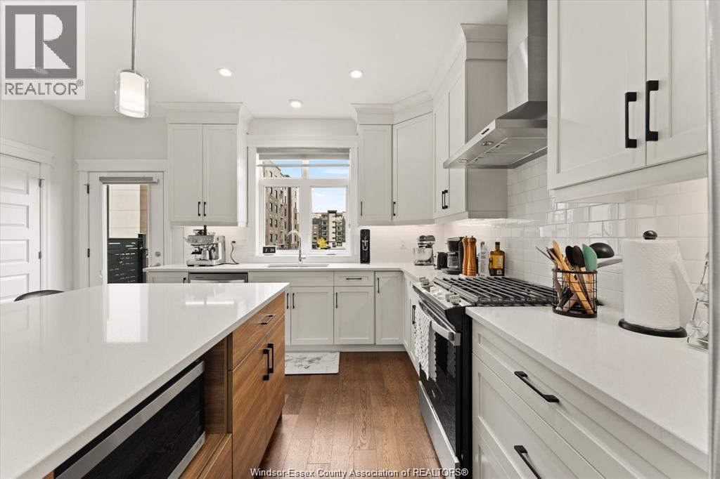 735 BROWNSTONE ROAD - 17
