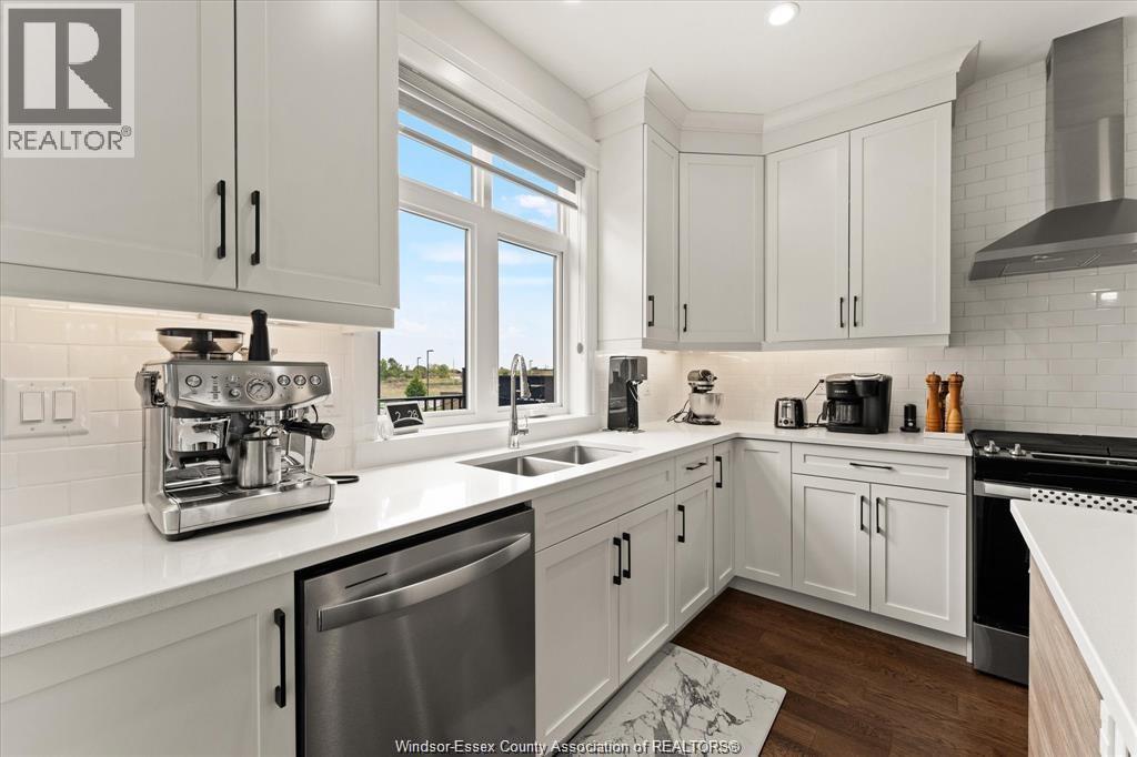 735 BROWNSTONE ROAD - 20