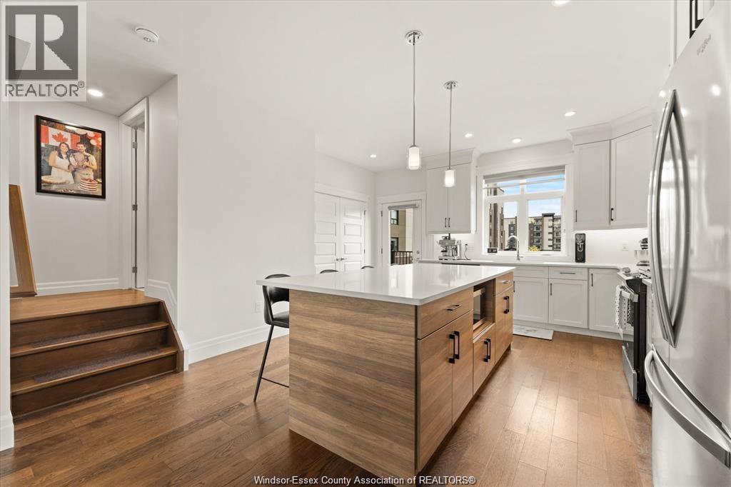 735 BROWNSTONE ROAD - 25