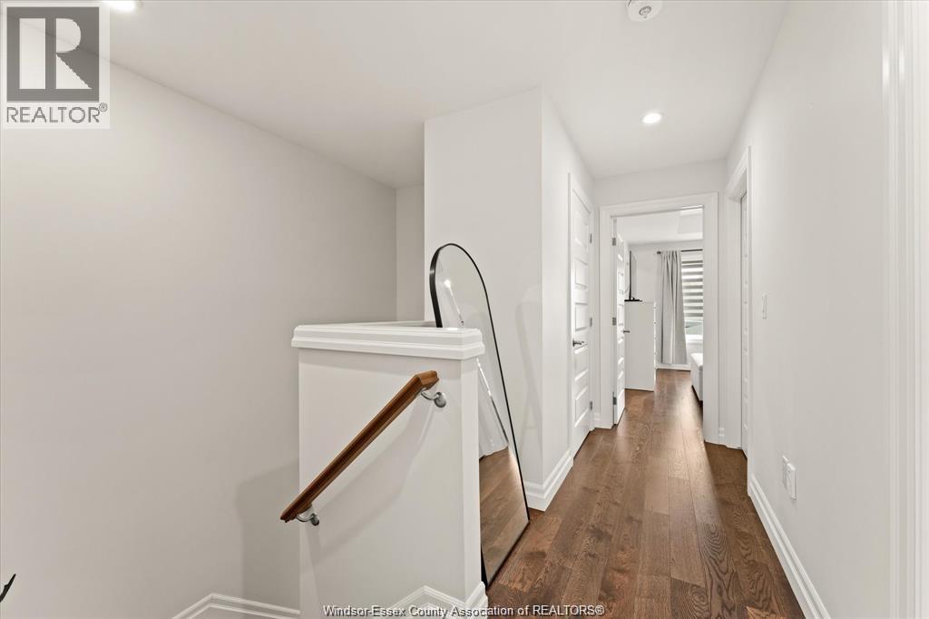 735 BROWNSTONE ROAD - 28