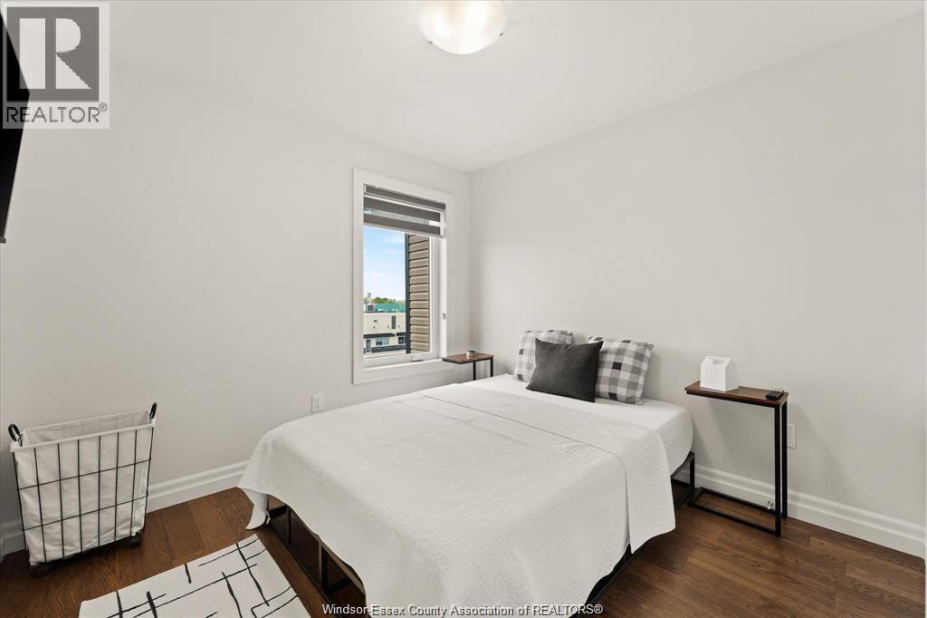 735 BROWNSTONE ROAD - 29