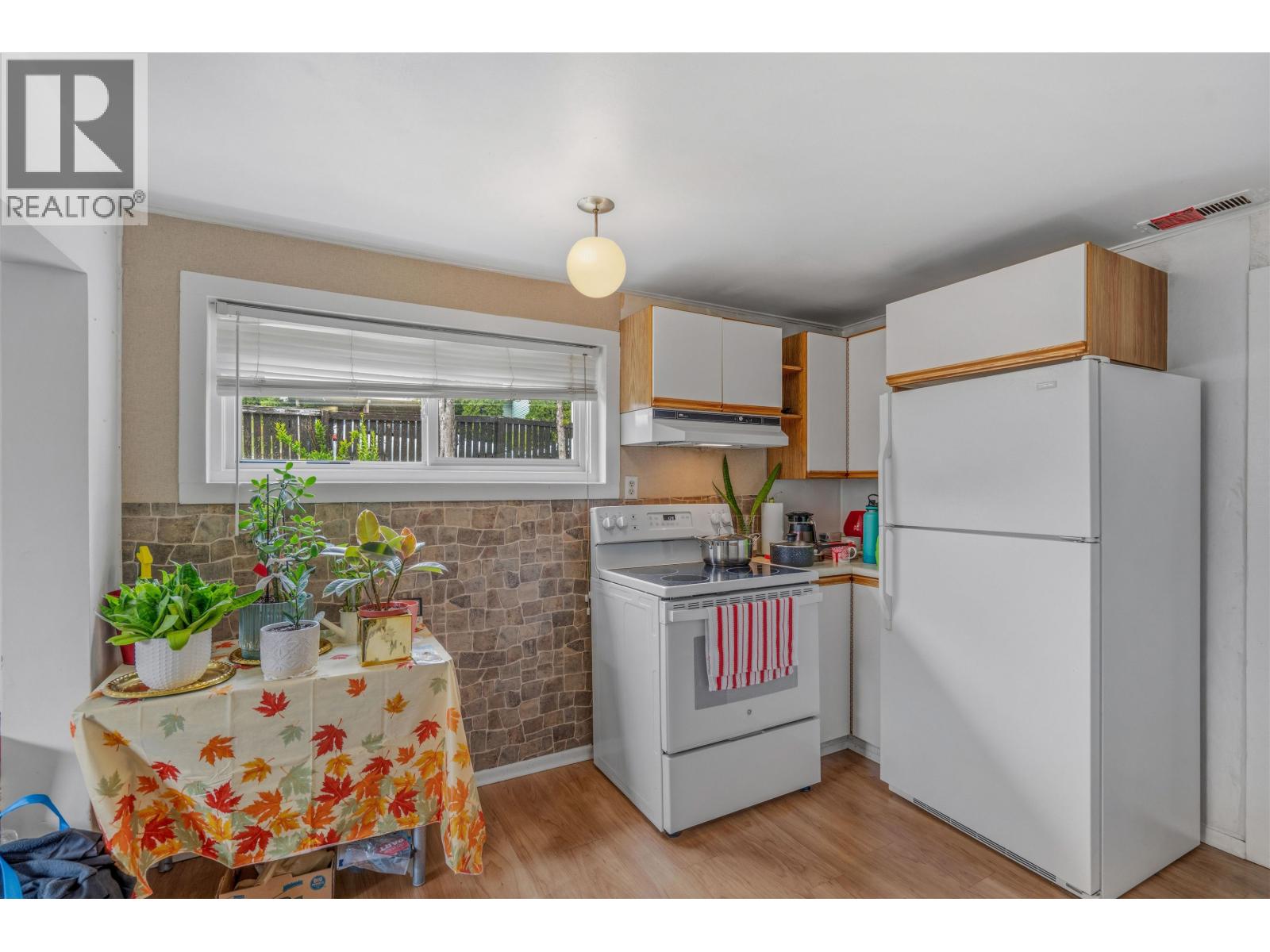 990 GILLETT STREET - 22