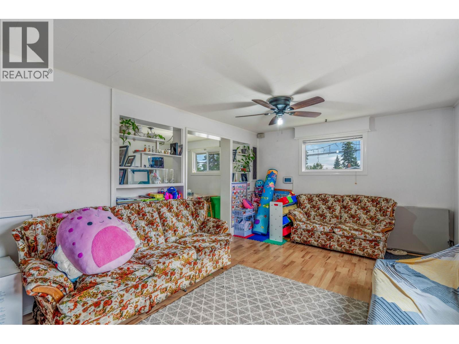 990 GILLETT STREET - 12