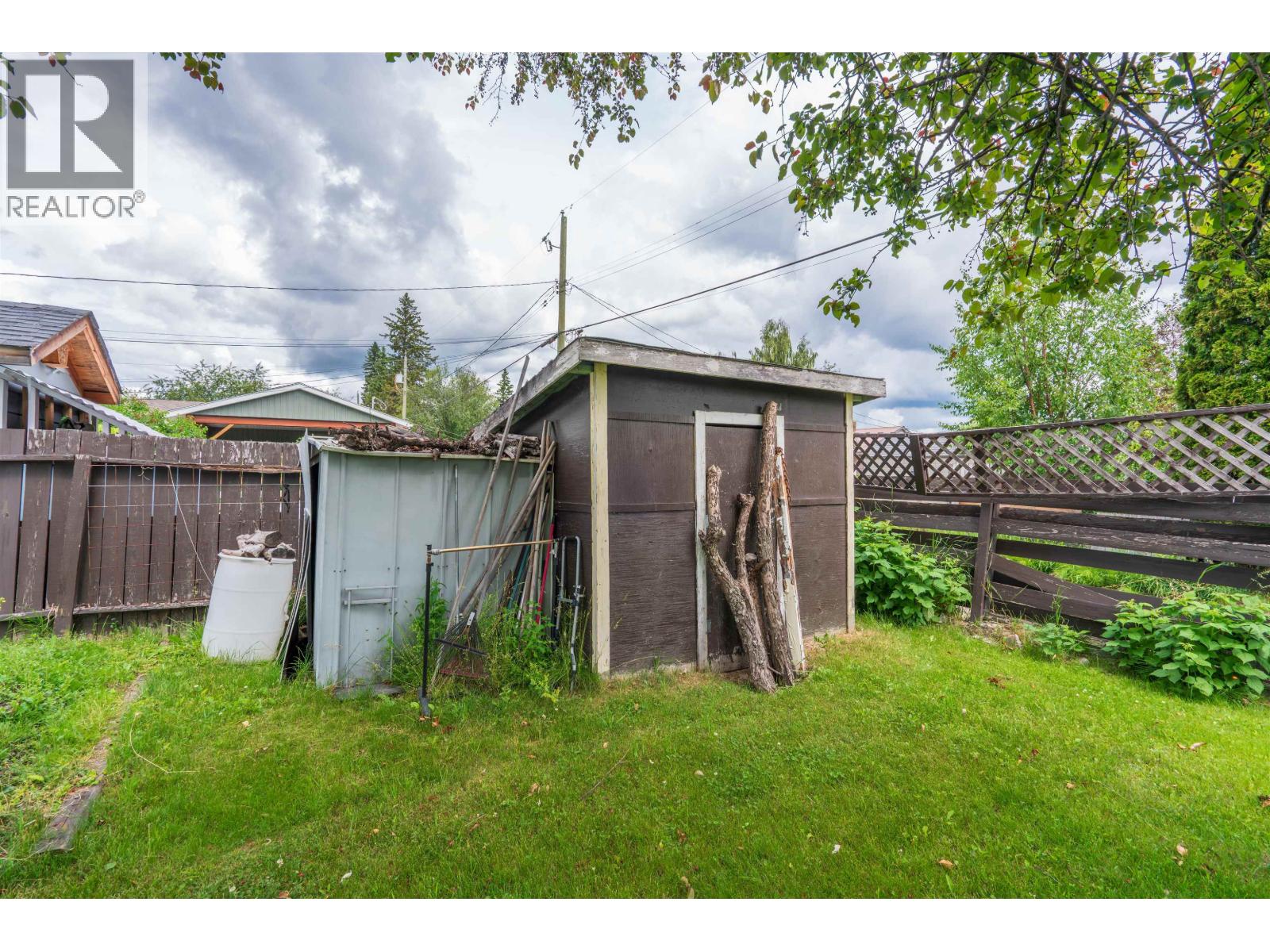 990 GILLETT STREET - 30