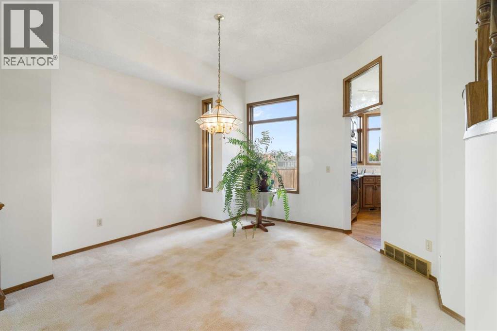 210 McKinnon Drive — photo 7