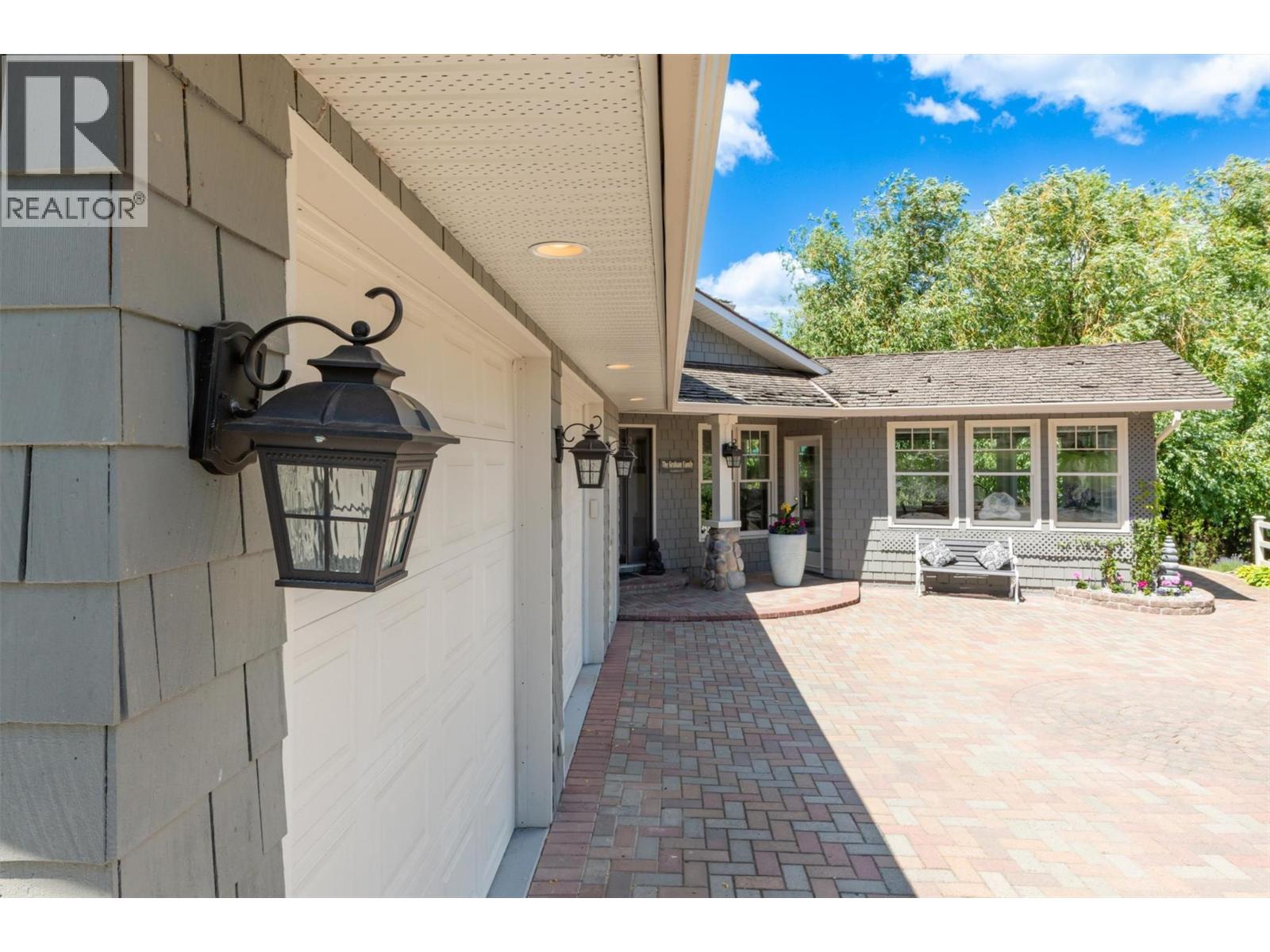895 Coldwater Road - 11