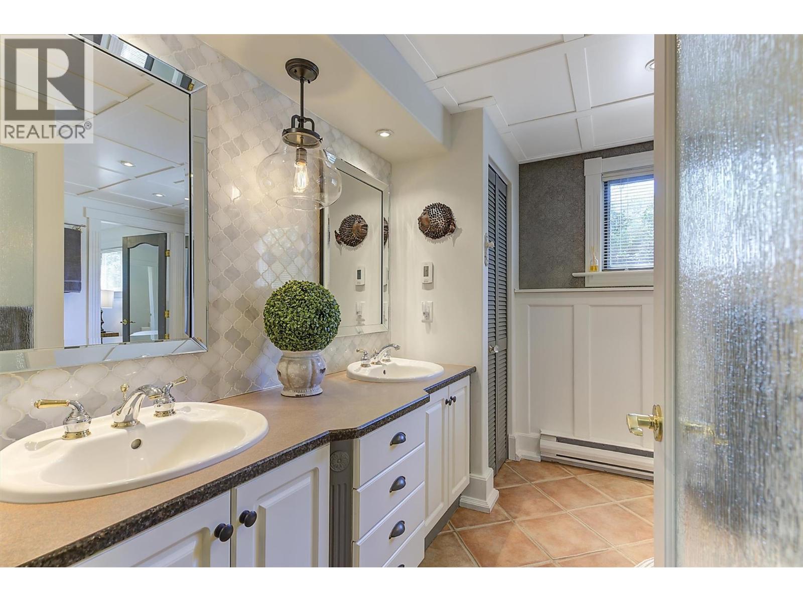 895 Coldwater Road - 47